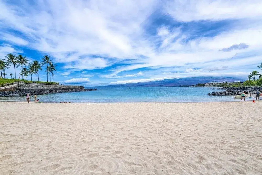 Prestigious Mauna Lani Resort - Luxurious End Unit - Large Private Lanai! -vrkcv