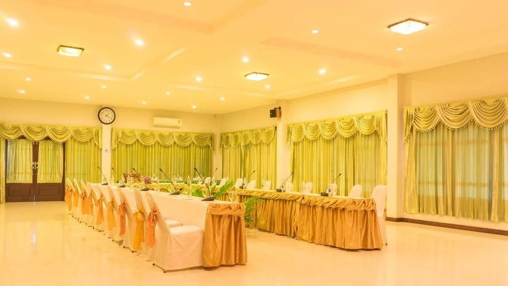Nongkhai White Hotel