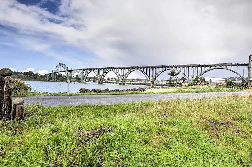 Waterfront Oregon Abode w/ Balcony & Ocean Views!