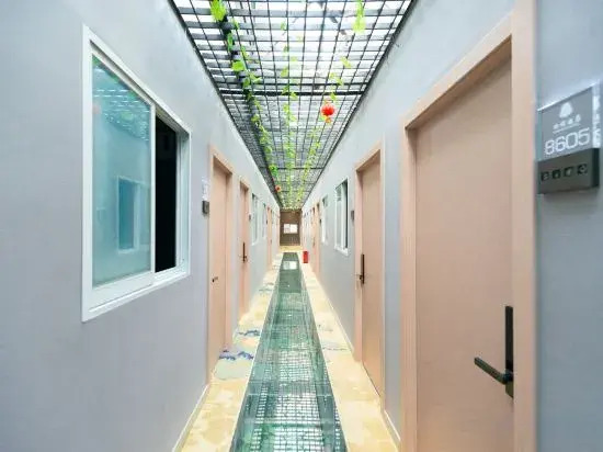 Xin Cheng Hotel (Shanghai Bay University Town Branch)