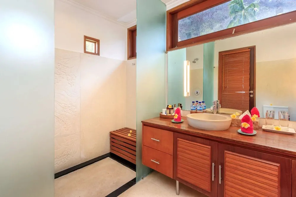 Villa for Rent in Bali 2002