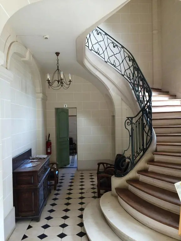 Chateau De Bertichères
