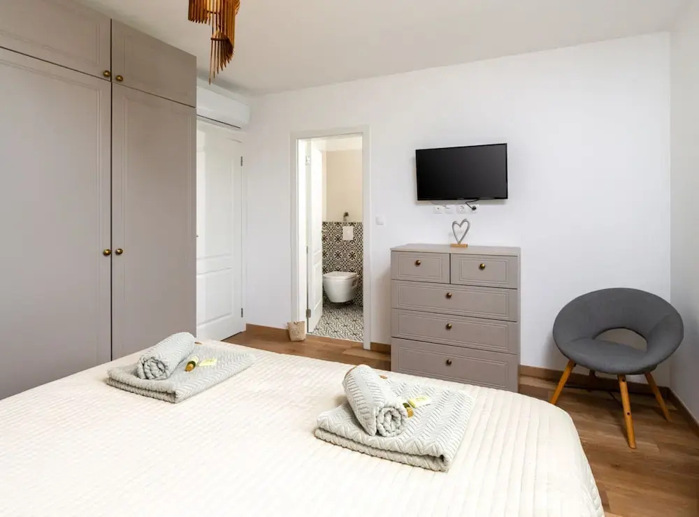 Holiday Home Milevoj - Three Bedroom Holiday Home