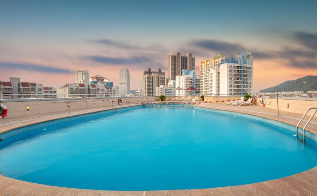 Crowne Plaza Zhuhai City Center by IHG