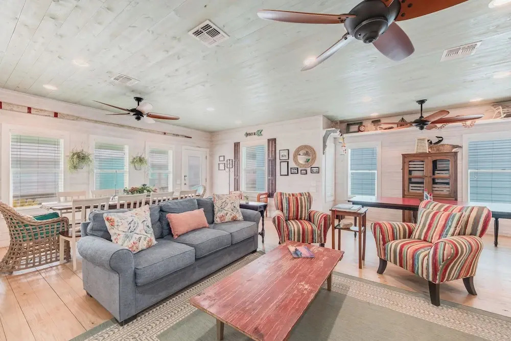 Caney Creek Beach Club - Pet Friendly! Golf Cart Included!