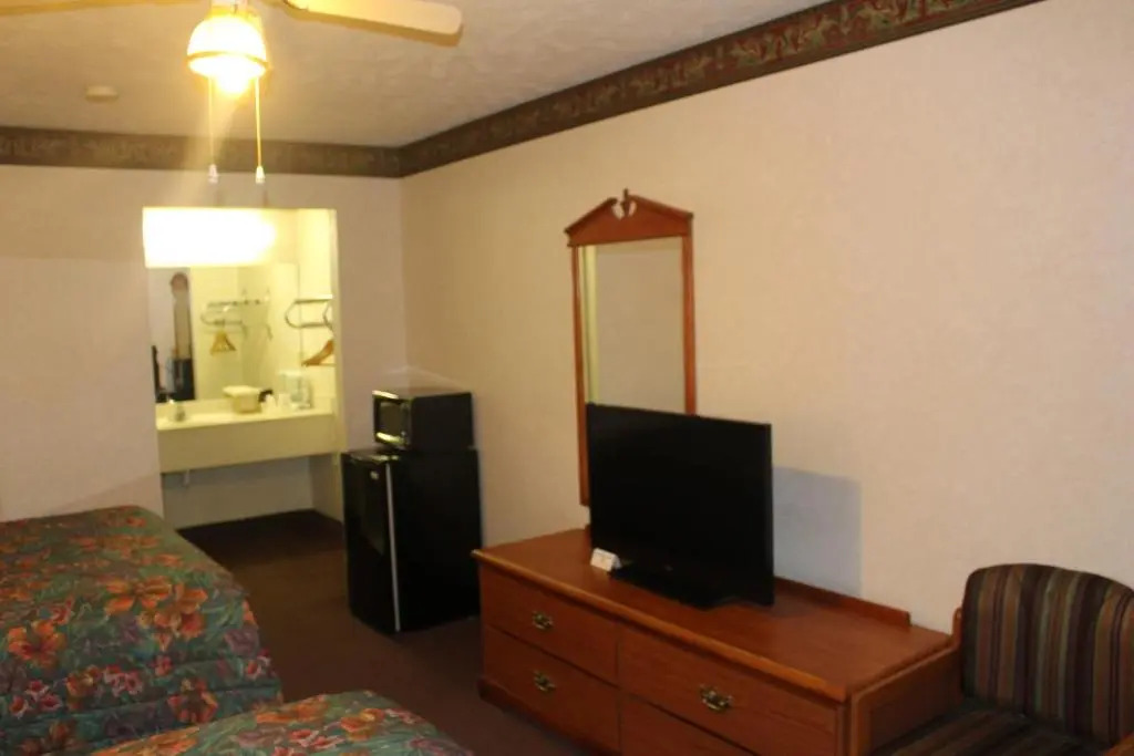 Deerfield Inn