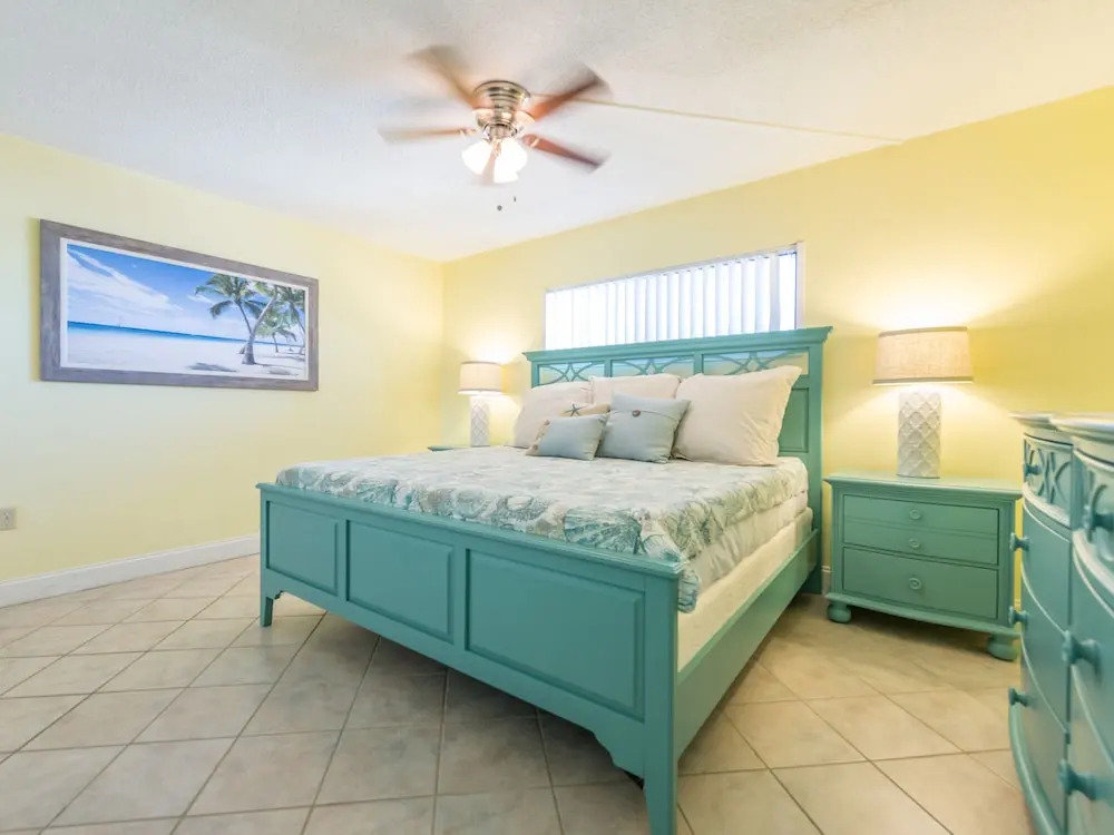 Chateau by the Sea - Cocoa Beach Oceanfront Pet-Friendly Condos with Rooftop Deck & Heated Pool