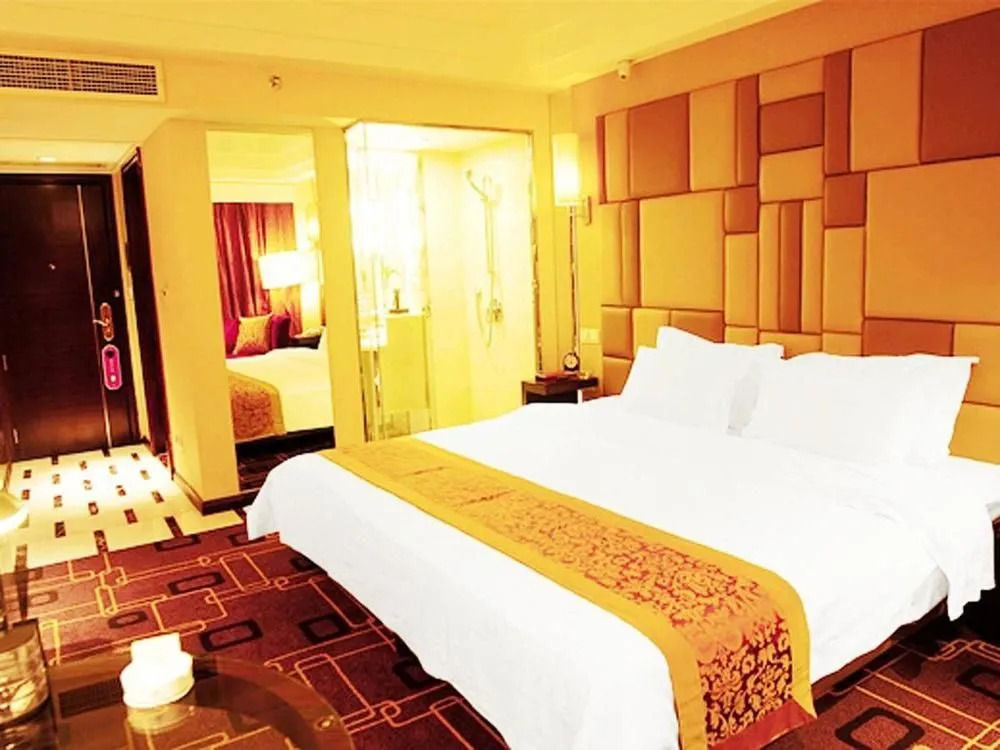 Jinghu Hotel