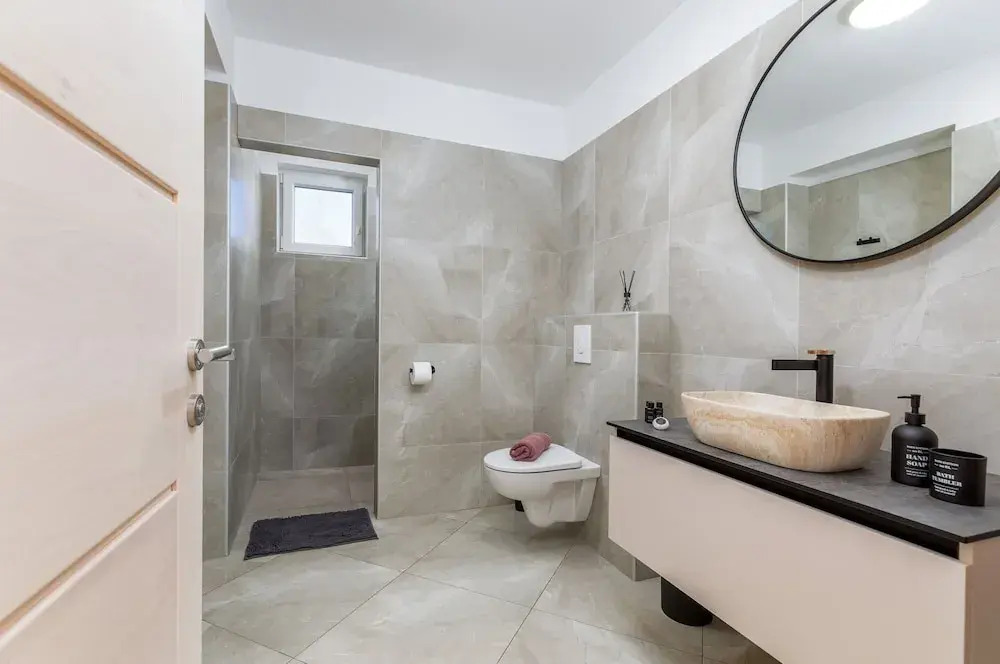 Lovely Family Bungalow With Private Pool