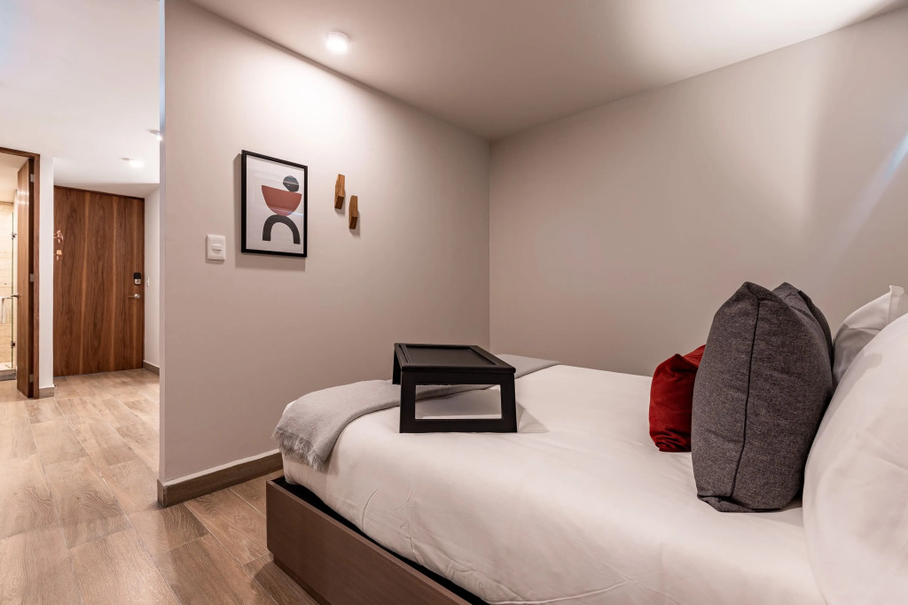 Casai Roma | 1BR | Alameda Central Apartment