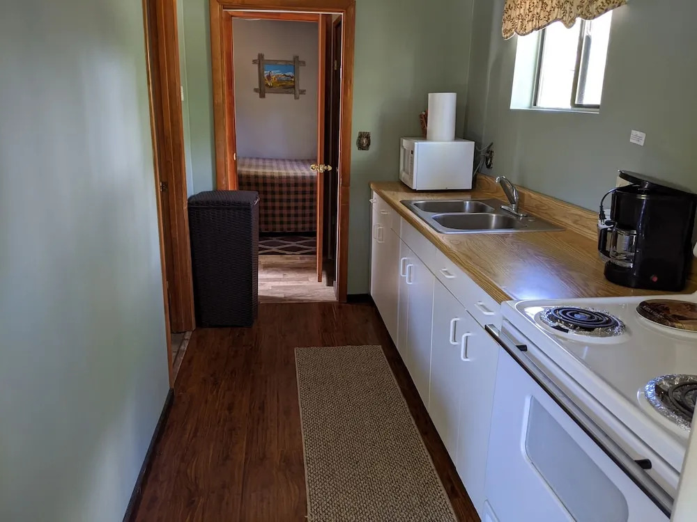 Double B Lodge