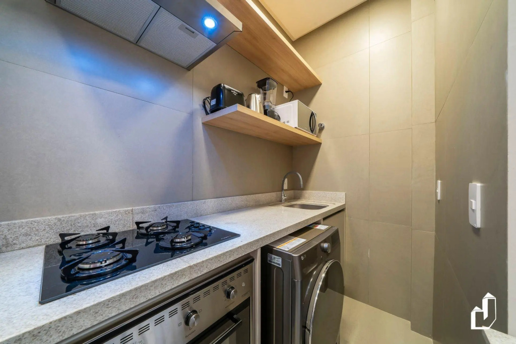 Apartamento Com 02 Dormitórios Em Canto Grande