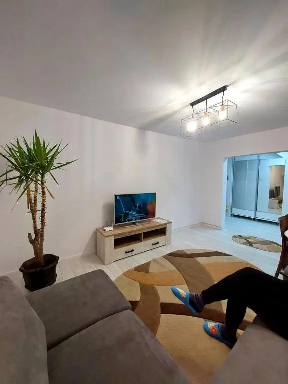 Lovely and extra spacious 1 bedroom, 1 bath.