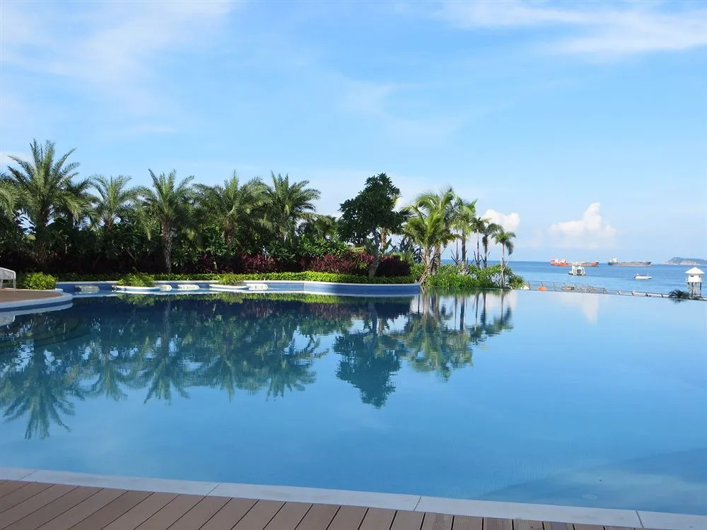 Sanya Fenghuang Island Hotel