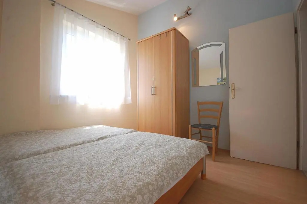 Apartments Nency by El-Pi Tours