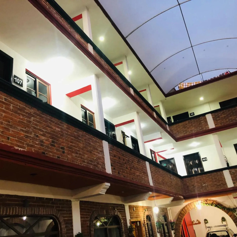 HOTEL LA GRAN MANZANA