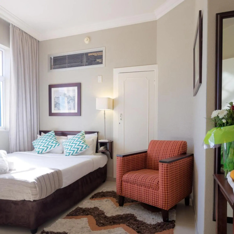 Albany Hotel