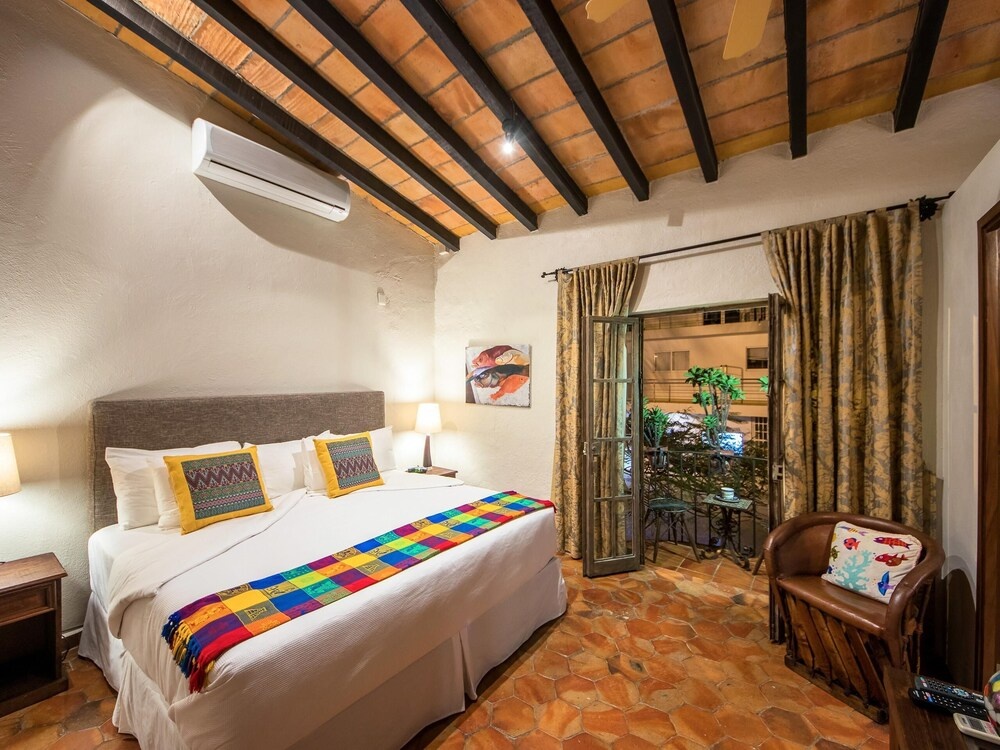 Villa Lola