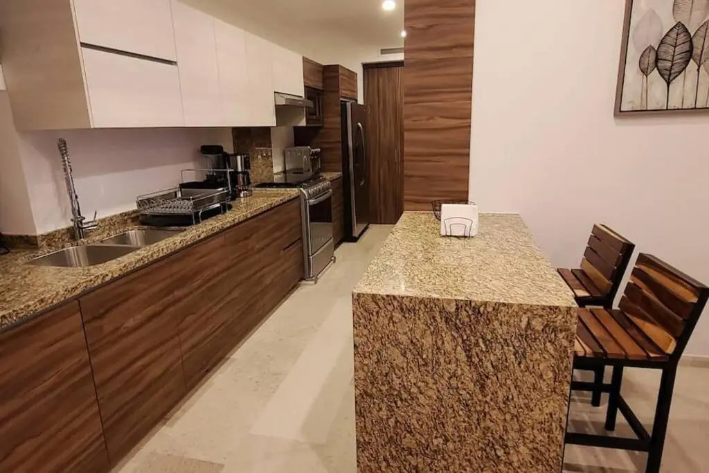 Beautiful Home & Office with arch view! Solaria G 304