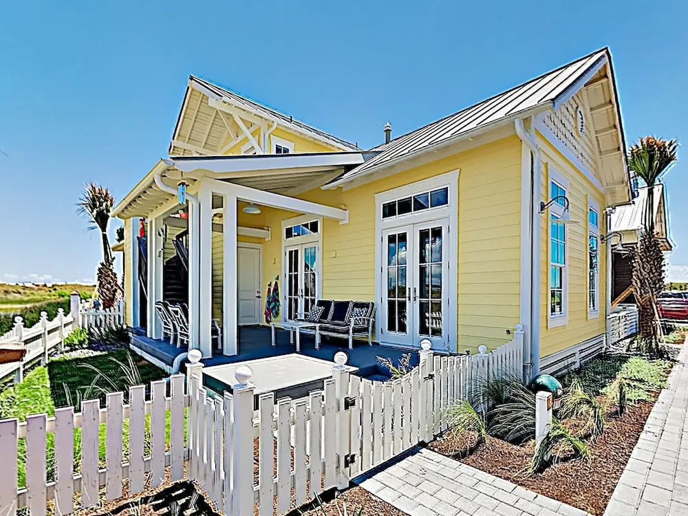 Sunflower 3 2 Bedroom Cabin