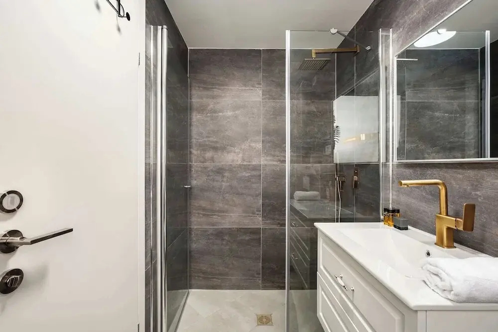 Prestige 4BR Breathtaking Sea Views