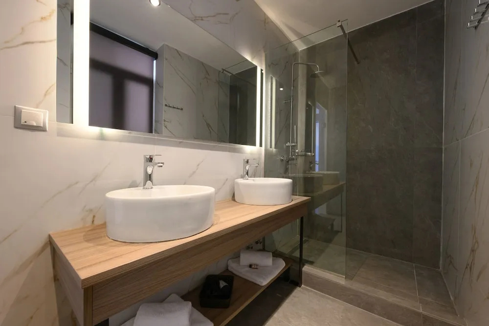 Amalphi Corfu City Living by Konnect