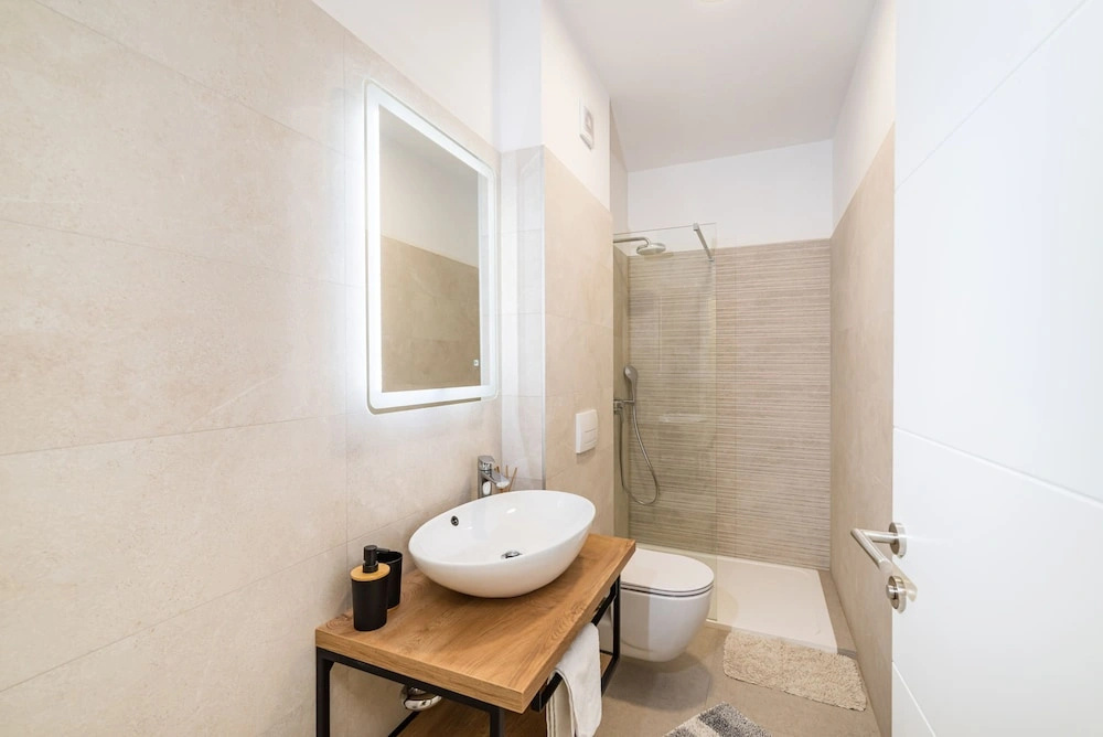 Apartment Vista Mare 2 With Heated Pool