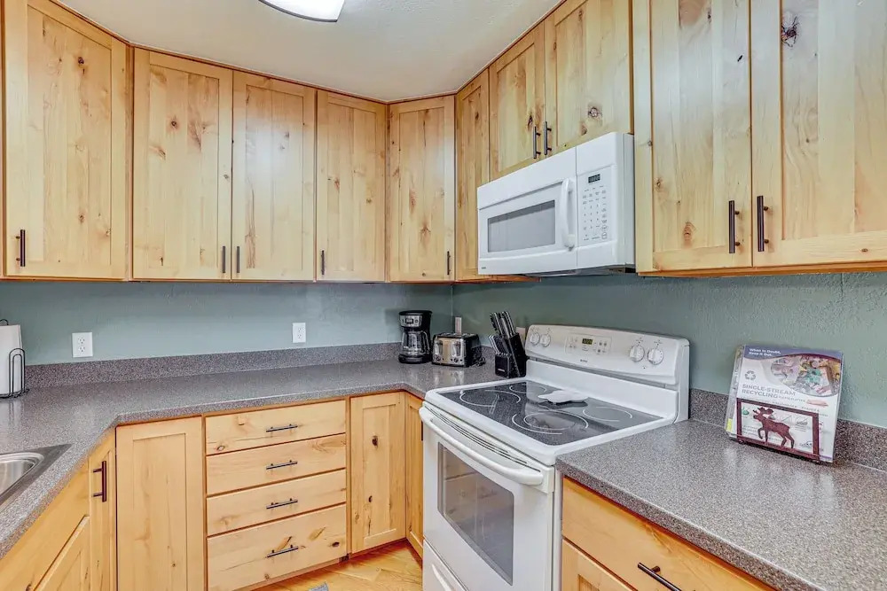 10 Mi to Keystone Resort: Cabin w/ Private Hot Tub