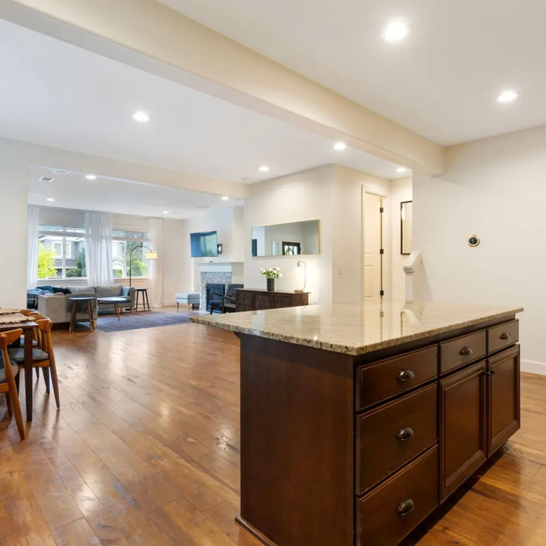 Luxurious 3BR Home in the Heart of Hillsboro