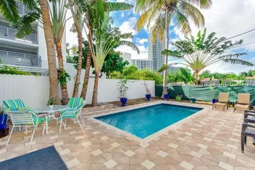 Villa Colors of South Beach