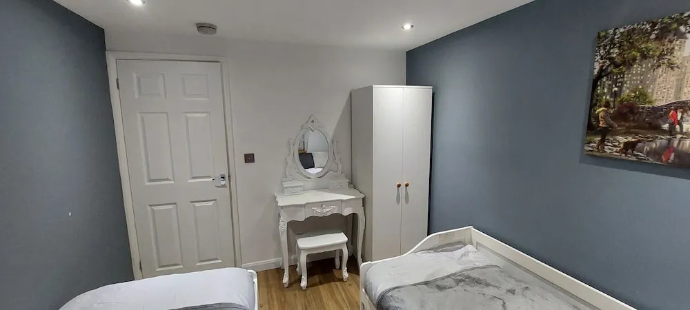 Lovely 2-bed Apartment in Coventry