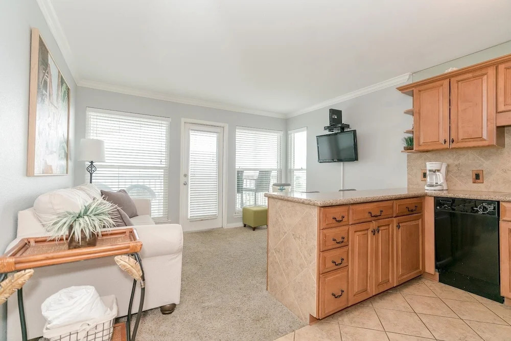 Southern Seahorse 1 Bedroom Condo