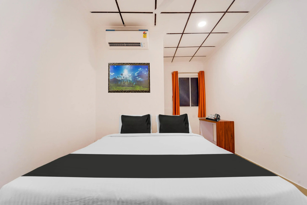 Capital O Vazhakkala Residency