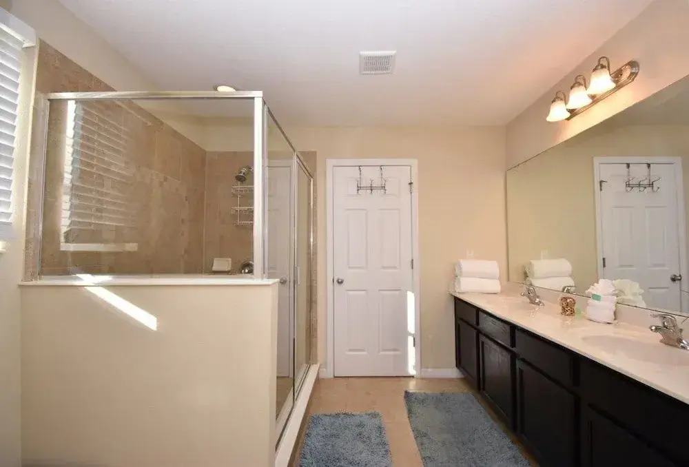 1705vp 4 Bedroom Home by RedAwning