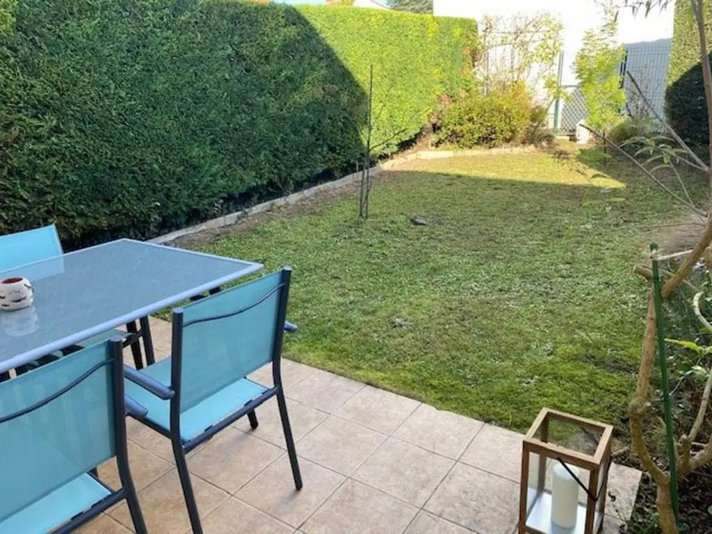 Maison de vacances avec terrasse, jardin, garage, animaux acceptés à Royan - FR-1-494-116