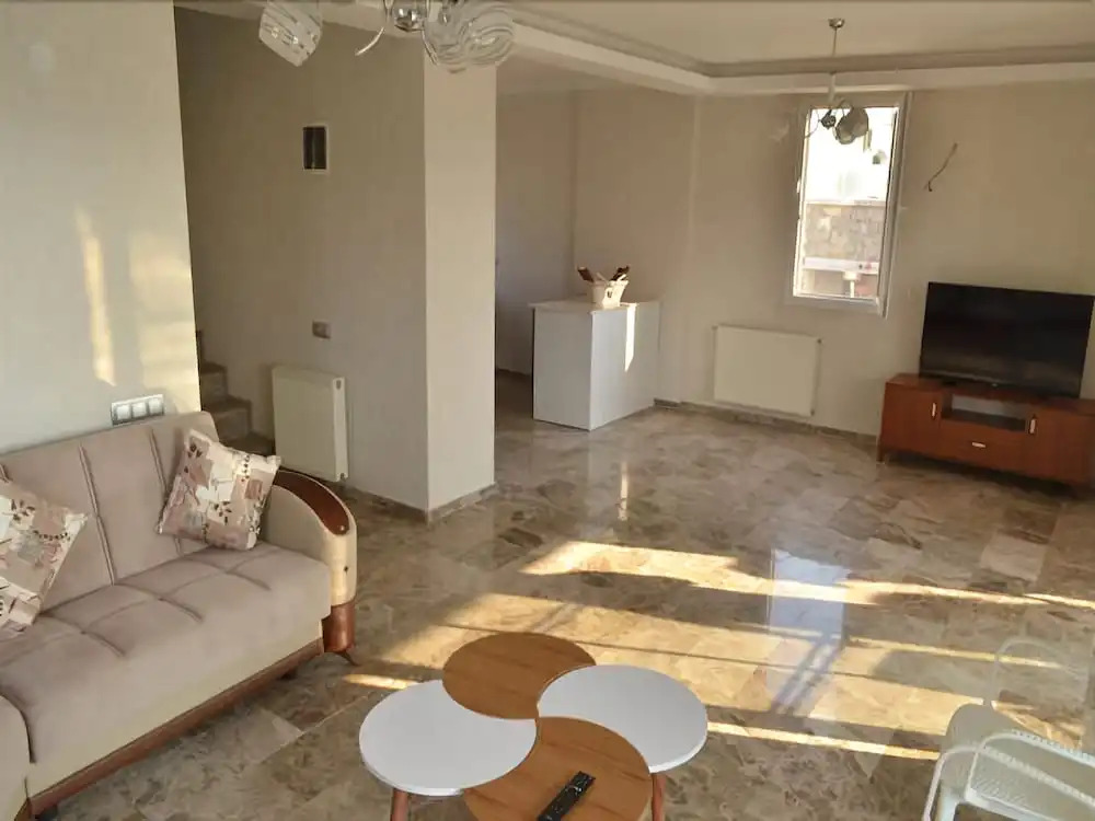 New Age Villa Toker