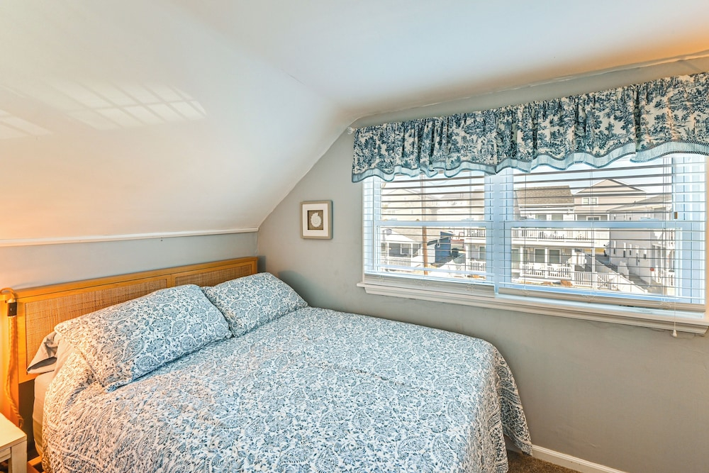 Tranquil Beach Haven in Family-friendly Brigantine