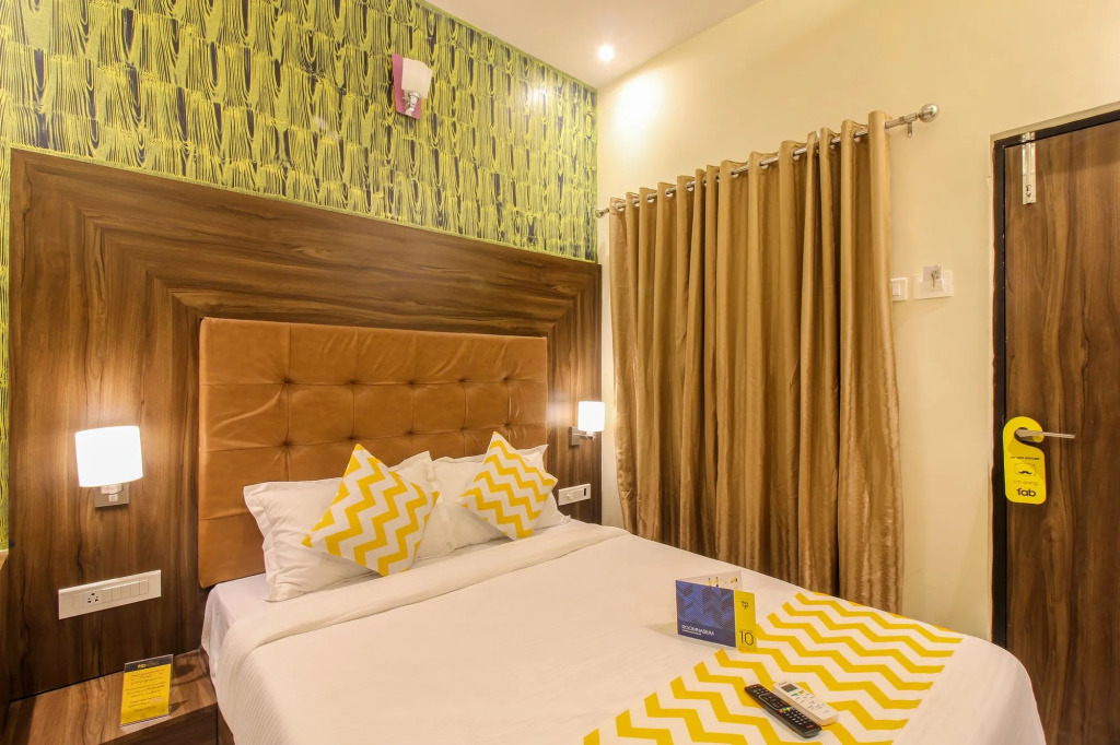 Super Townhouse Andheri Sakinaka Metro Formerly Hotel Amour