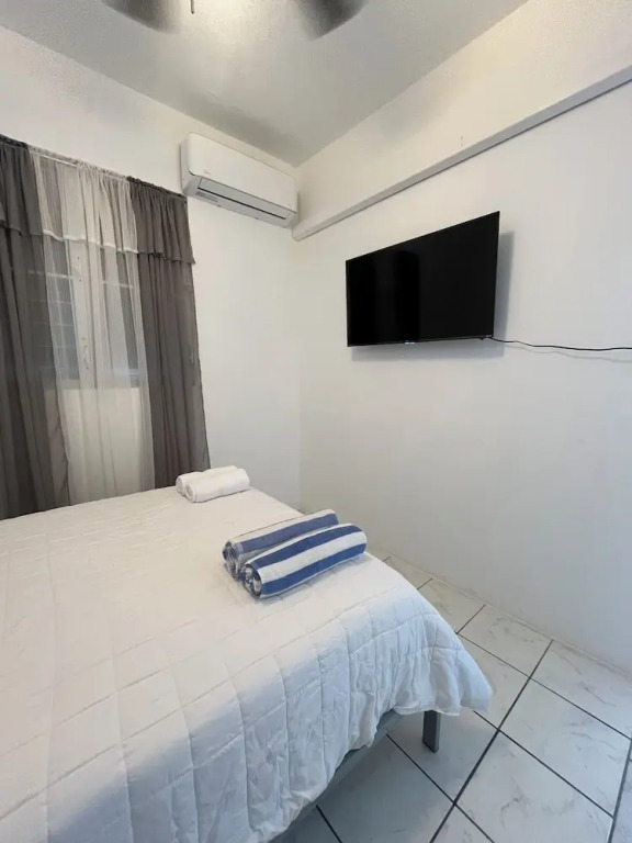 Surfer Steps Apartment