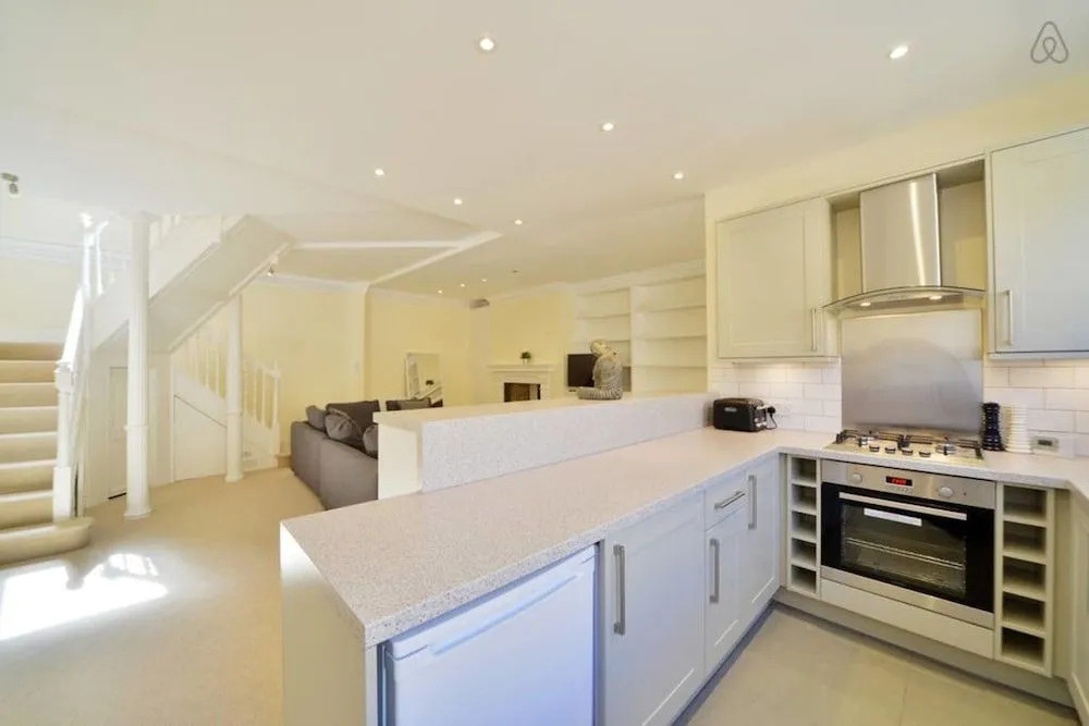 The Paddington Retreat - Elegant 4bdr in 2 Paddington Mews