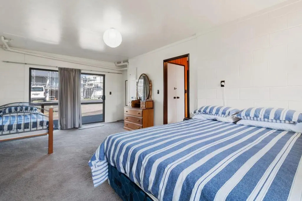 Downtown Mountview - Mt Maunganui Holiday Home