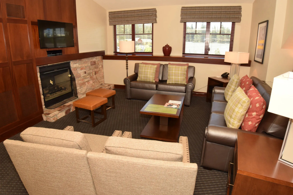 Heavenly Village Condos - Grand Residence