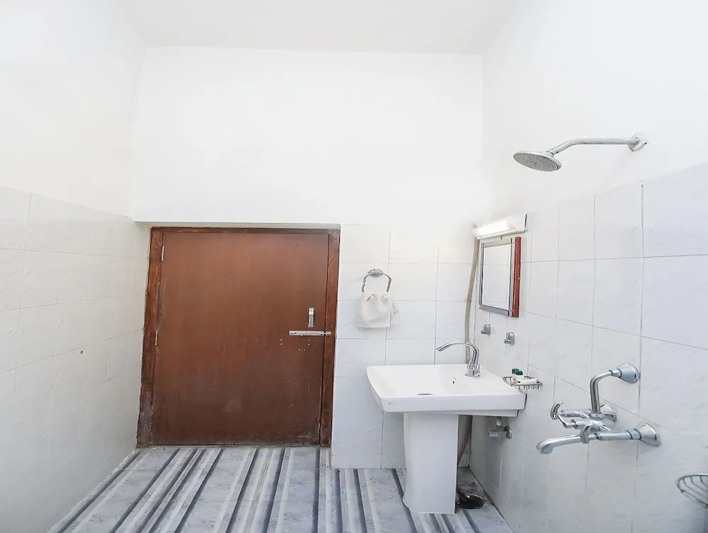 Prayag Holidays By OYO Rooms