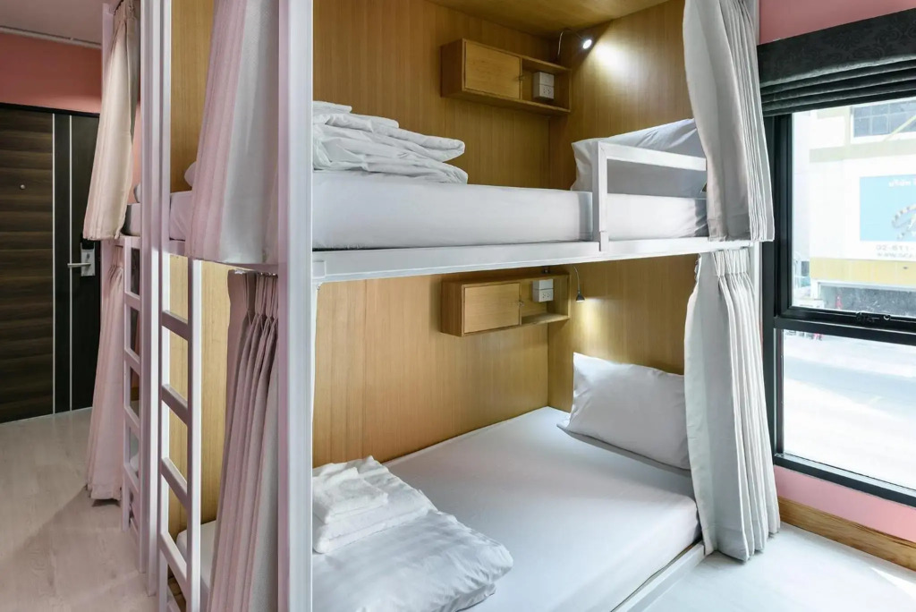 Travelier Hostel