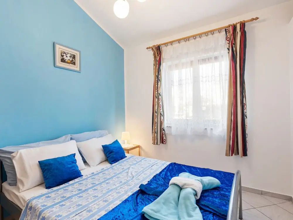 Holiday Home in Jasenice Near Maslenica Beach