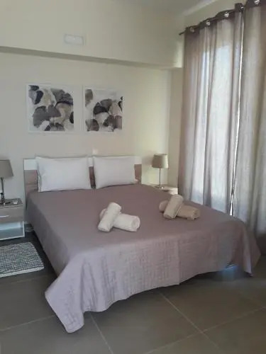 Plakoures Home