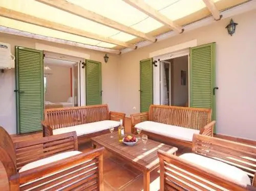 Villa Kanelis