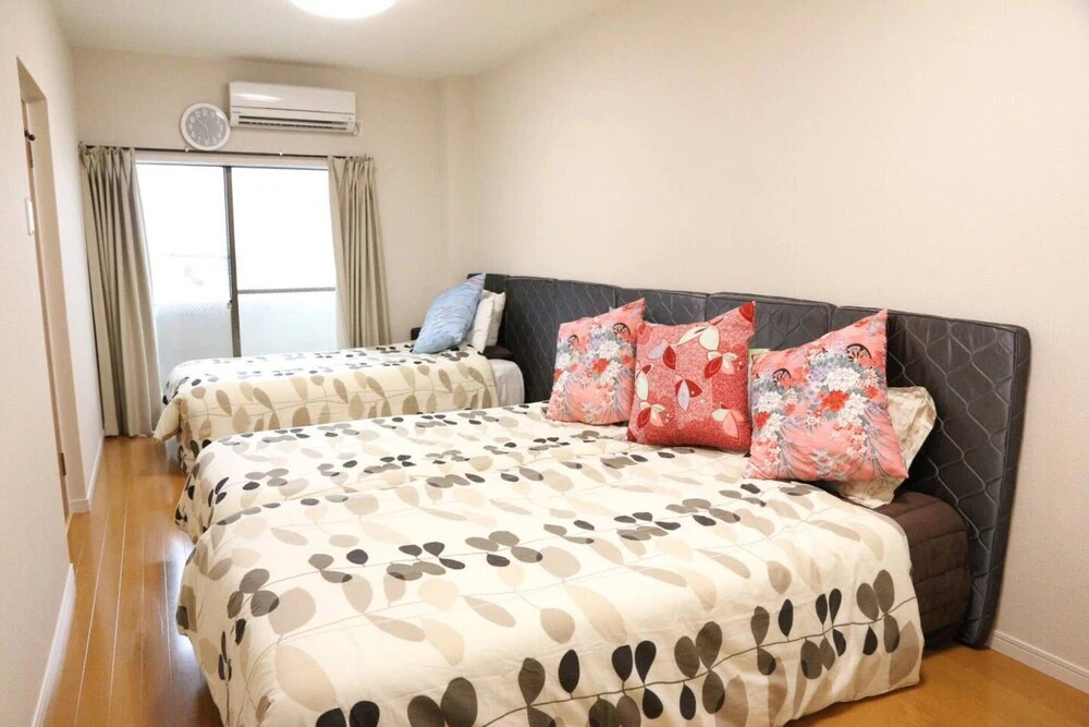 Sun Heights Horikawa 205