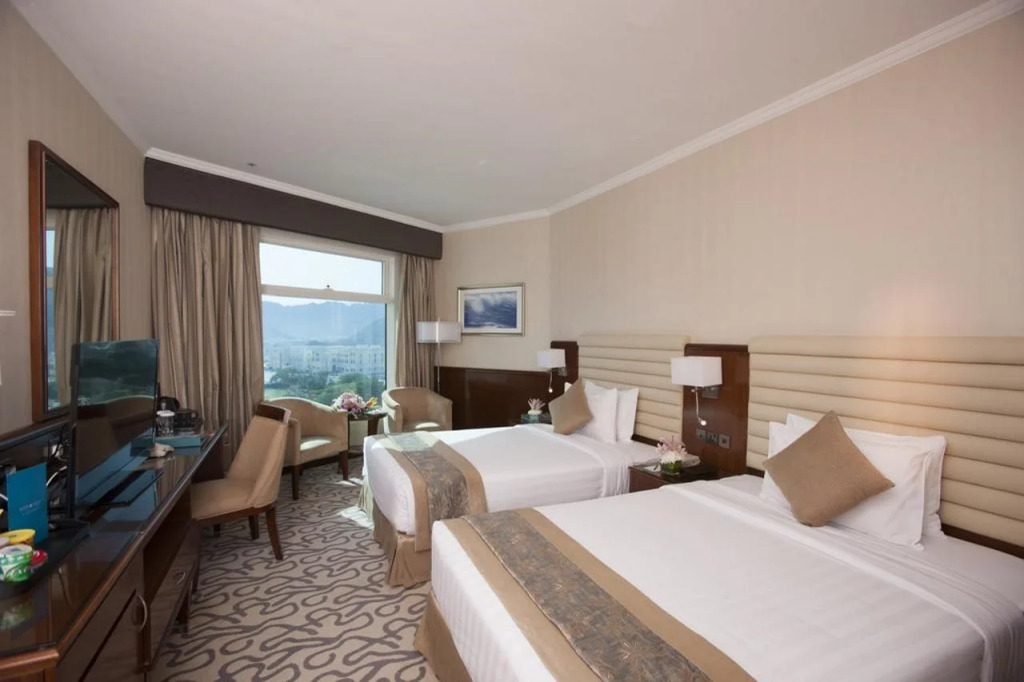 Курортный отель Oceanic Khorfakkan Resort And Spa