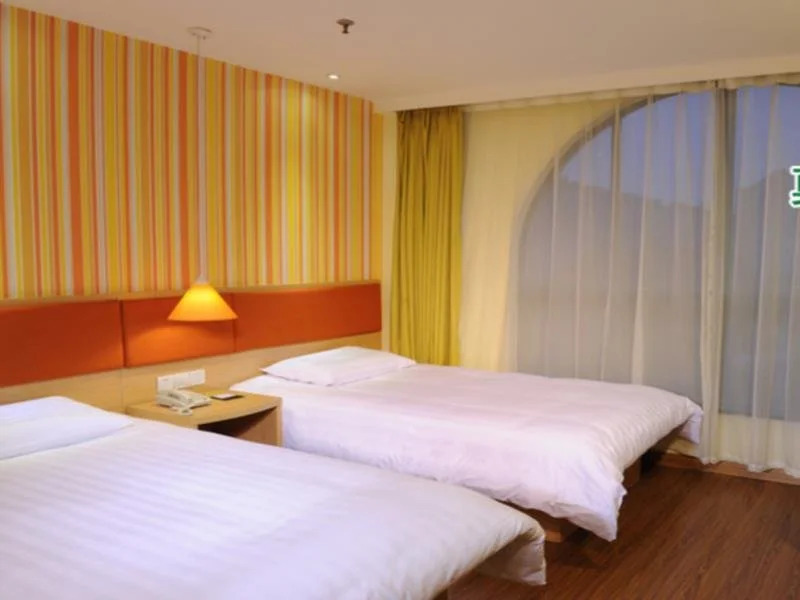 Motel 168 Ji Lin Railway Station Inn